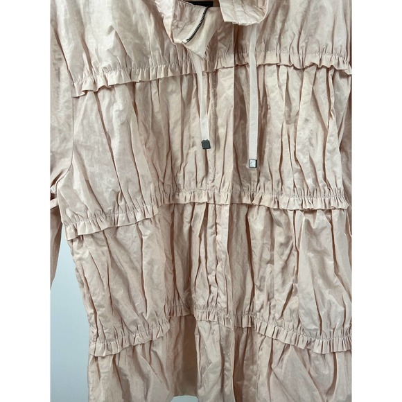 CHICOS Pale Pink Jacket Ruched Ruffle Full Zip Metallic Lined Size 8 (Chico's 2) - Picture 5 of 5
